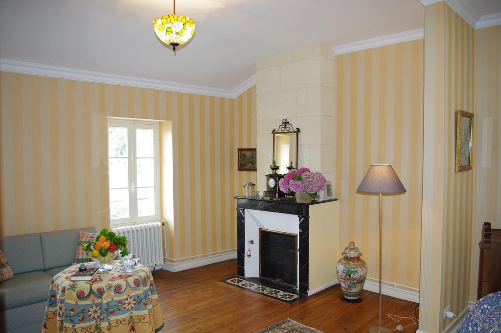 ホテル Domaine Mongiron Nérigean 部屋 写真
